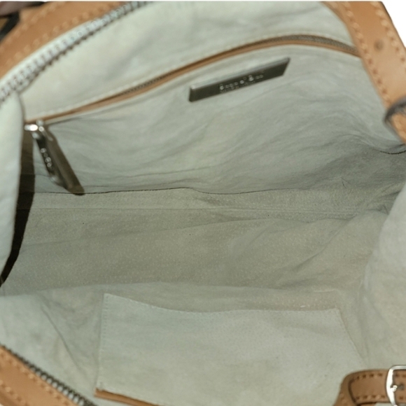 Gorgeous Gryson Leather Tote NWOT ๐ - Picture 5 of 11